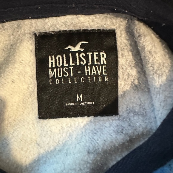 Hollister Tye-Die Blue Hoodie - Gently Used - Vintage Vibe - Picture 3 of 3